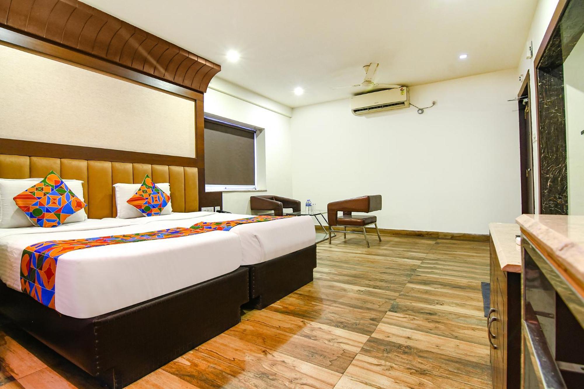 Fabhotel Prime Ivory Inn - Park Circus Calcutta Exteriör bild