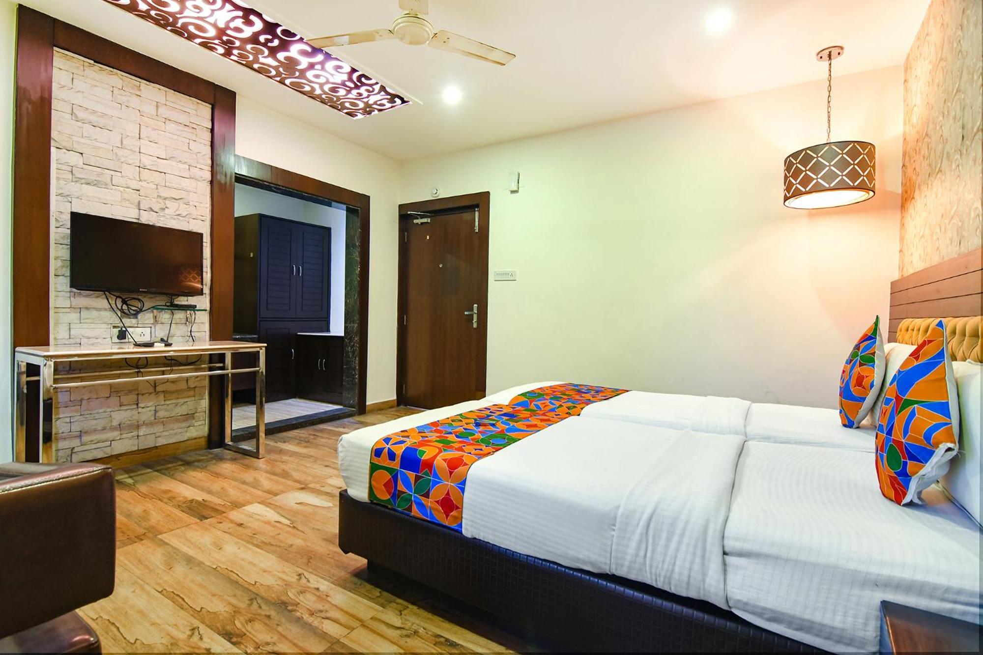 Fabhotel Prime Ivory Inn - Park Circus Calcutta Exteriör bild
