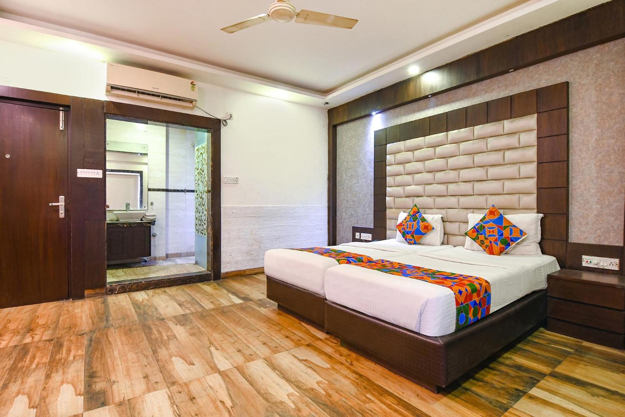 Fabhotel Prime Ivory Inn - Park Circus Calcutta Exteriör bild