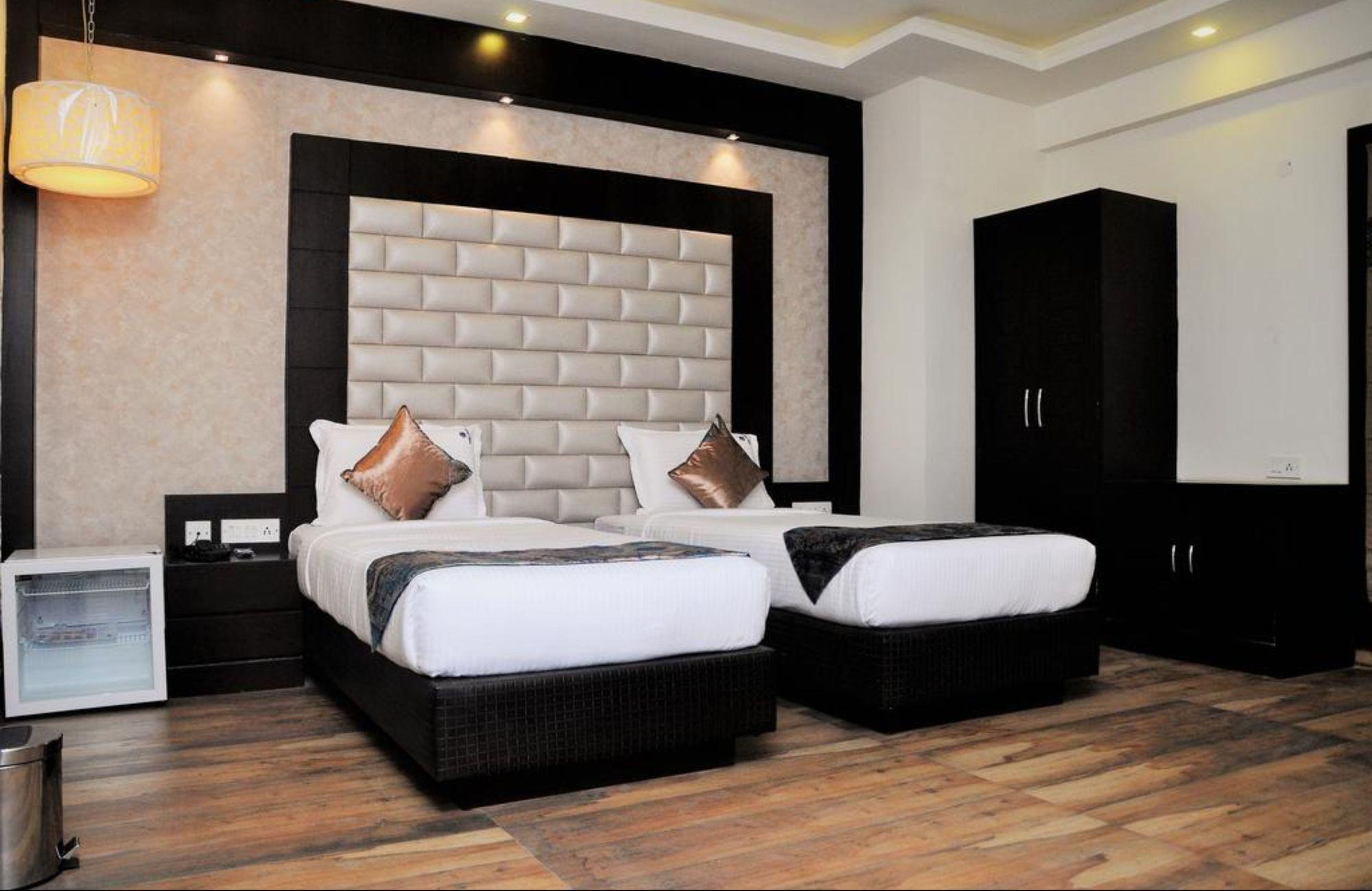 Fabhotel Prime Ivory Inn - Park Circus Calcutta Exteriör bild